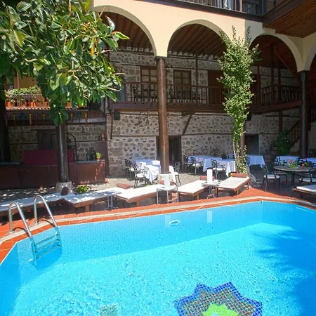 Spectacular Penthouse With Terrace Near Hadrian's Gate Alloggio in famiglia *